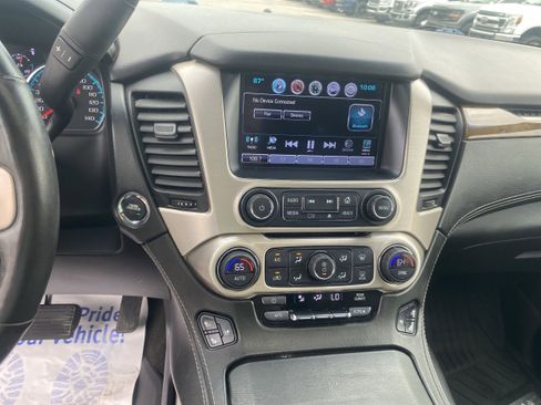 Used 2017 GMC Yukon XL Denali w/ Open Road Package image 15
