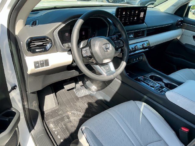 New 2026 Honda Pilot Elite image 17