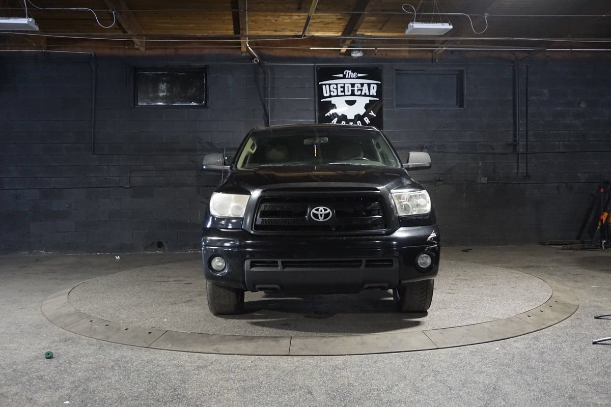 Used 2011 Toyota Tundra Limited AWD/4WD image 9