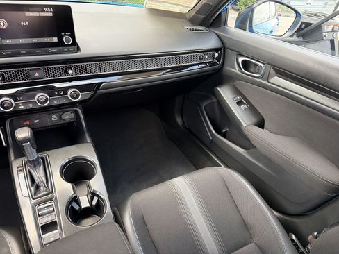 Used 2024 Honda Civic Sport image 28