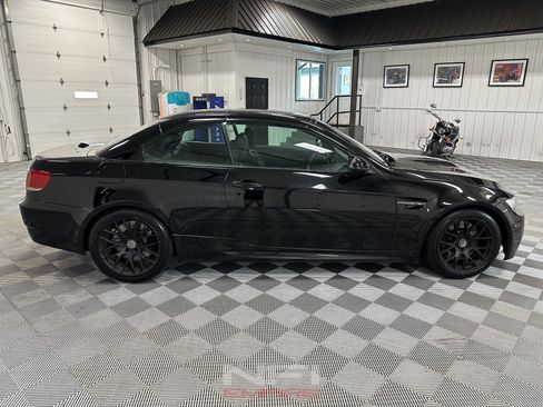 Used 2010 BMW M3 Convertible RWD image 13