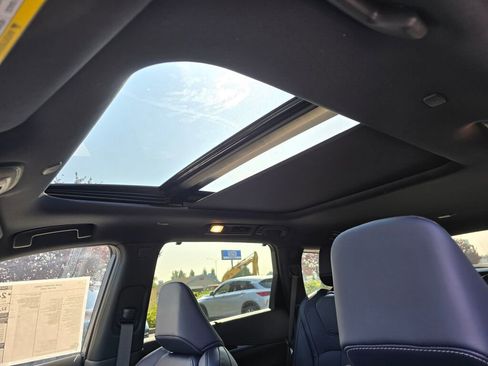 New 2026 INFINITI QX60 Sport w/ Dark Cargo Package image 23