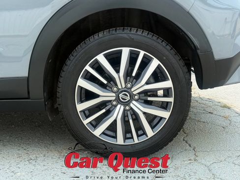 Used 2021 Nissan Kicks SV FWD image 20