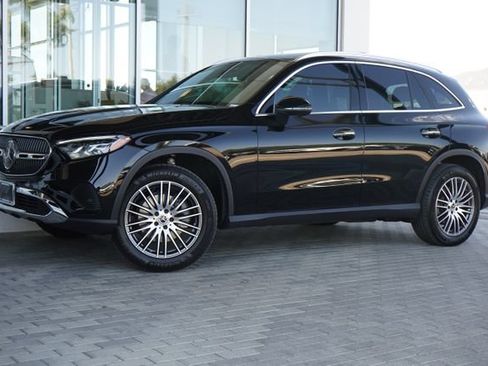 Certified 2026 Mercedes-Benz GLC 300 image 4