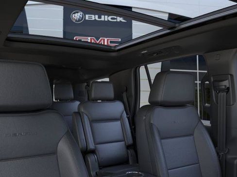 New 2026 GMC Yukon Denali w/ Sun & Power Step Package AWD/4WD image 24