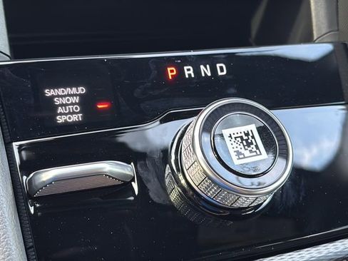 New 2026 Jeep Grand Cherokee Limited AWD/4WD image 16