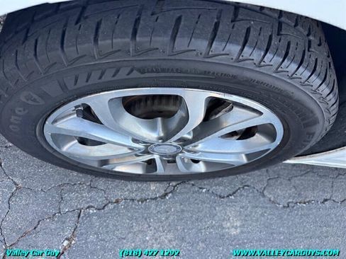 Used 2015 Mercedes-Benz C 300 4MATIC Sedan image 26