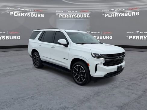 Used 2021 Chevrolet Tahoe RST w/ Luxury Package AWD/4WD image 2