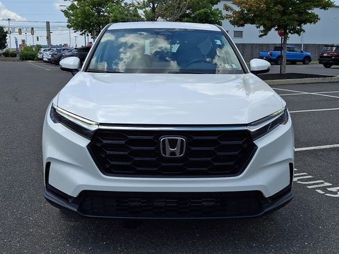 Certified 2024 Honda CR-V LX image 2