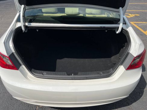 Used 2011 Hyundai Sonata GLS FWD image 15