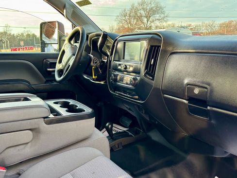 Used 2019 GMC Sierra 2500 4x4 Double Cab w/ Sierra Convenience Package image 10