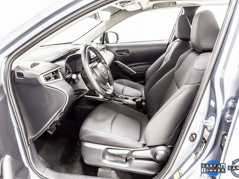 Used 2024 Toyota Corolla Cross LE w/ Moonroof Package image 26