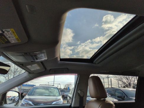 Used 2018 Toyota Highlander Limited image 21