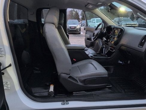 Used 2018 Chevrolet Colorado W/T image 27