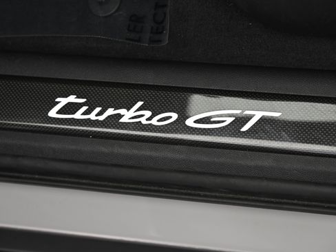 Certified 2025 Porsche Cayenne Turbo GT AWD/4WD image 27