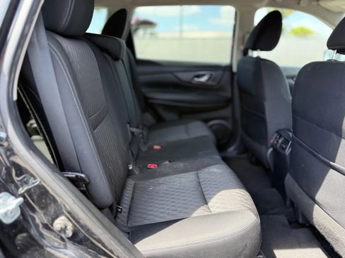 Used 2017 Nissan Rogue SV image 20