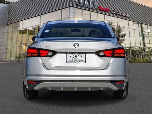 Used 2019 Nissan Altima 2.5 S image 3