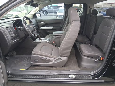 Used 2015 Chevrolet Colorado LT w/ LT Convenience Package image 11