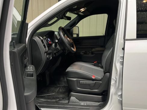New 2026 RAM 3500 Tradesman image 10