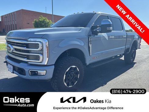 Used 2026 Ford F250 Platinum w/ Platinum Plus Package AWD/4WD image 1