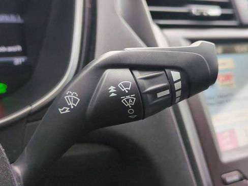 Used 2018 Ford Fusion Titanium image 27