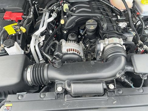 Used 2022 Jeep Wrangler Sport image 18