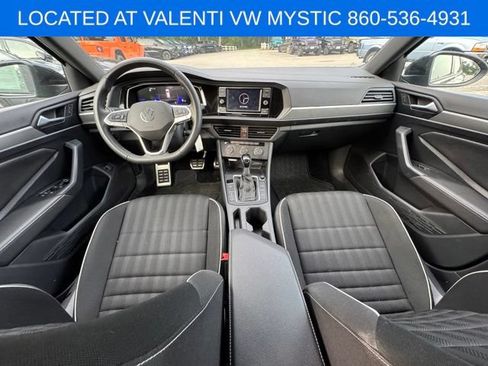 Used 2024 Volkswagen Jetta Sport FWD image 10