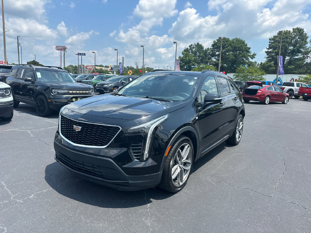 Used 2020 Cadillac XT4 Sport AWD/4WD image 3
