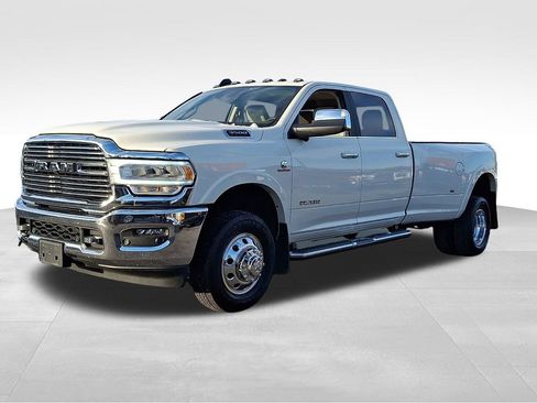 Used 2021 RAM 3500 Laramie image 3