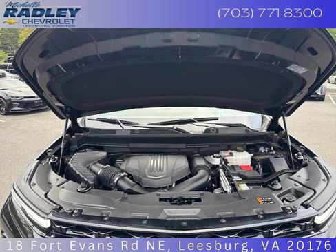 Certified 2024 Chevrolet Traverse RS w/ LPO, Floor Liner Package image 11