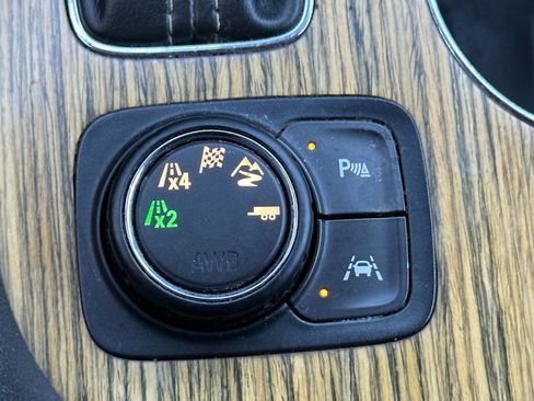 Used 2017 GMC Acadia Denali w/ Technology Package image 52