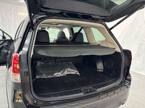 Used 2021 Subaru Forester Limited image 35