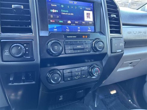 Used 2022 Ford F250 XLT w/ FX4 Off-Road Package image 31