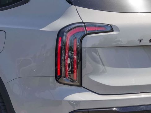Certified 2025 Kia Telluride EX X-Line AWD/4WD image 7