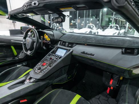 Used 2016 Lamborghini Aventador LP 750-4 Superveloce AWD/4WD image 25