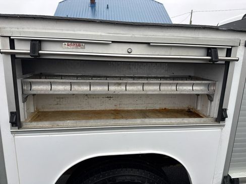 Used 2019 RAM 3500 Tradesman w/ Chrome Appearance Group image 25