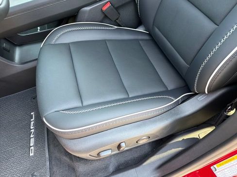 New 2026 GMC Acadia Denali w/ Super Cruise Package AWD/4WD image 18