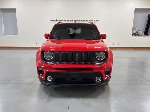Used 2020 Jeep Renegade Altitude FWD image 3