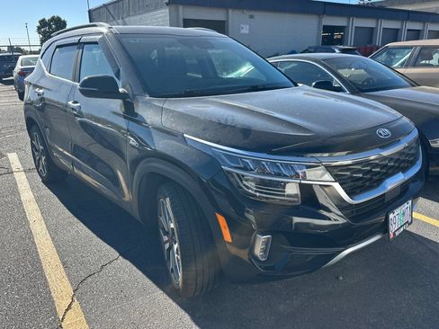Used 2021 Kia Seltos SX AWD/4WD image 2