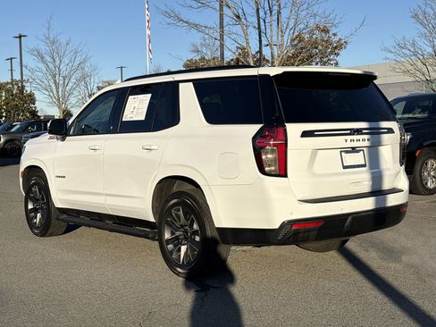 Used 2022 Chevrolet Tahoe Z71 w/ Luxury Package image 3