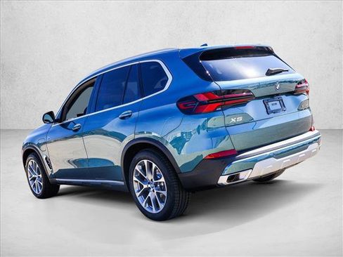 Certified 2025 BMW X5 xDrive50e w/ Parking Assistance Package image 7