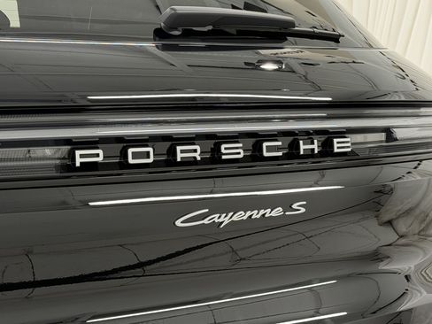 Certified 2026 Porsche Cayenne S AWD/4WD image 67