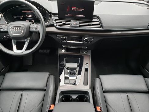 Used 2023 Audi Q5 2.0T Premium Plus w/ Premium Plus Package AWD/4WD image 13