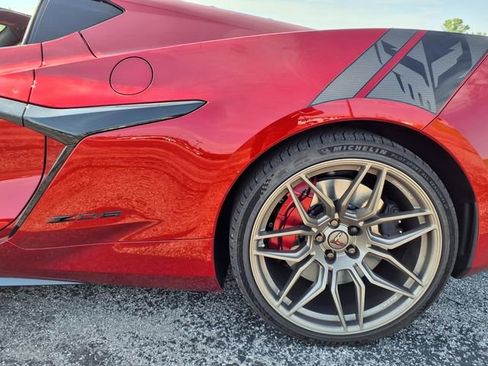 Used 2025 Chevrolet Corvette Z06 RWD image 39