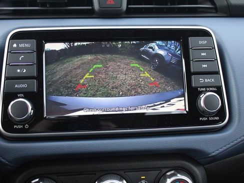 New 2025 Nissan Versa SV image 14