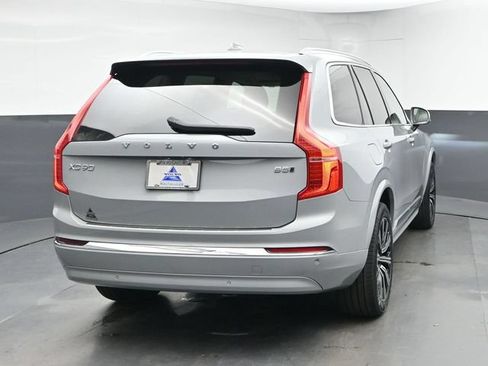 Used 2024 Volvo XC90 B5 Core w/ Protection Package Premier AWD/4WD image 8