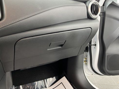 Used 2025 Nissan Versa S w/ S Plus Package FWD image 30