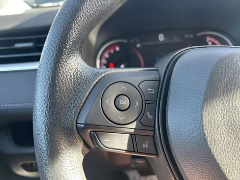 Used 2023 Toyota RAV4 XLE image 24