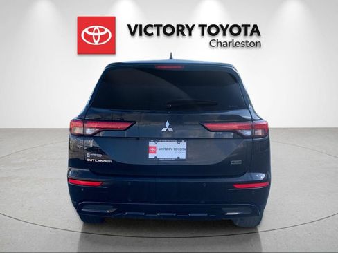 Used 2024 Mitsubishi Outlander SE Black Edition AWD/4WD image 4