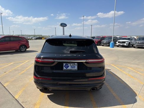 Used 2022 Lincoln Corsair Reserve w/ Equipment Group 201A image 6